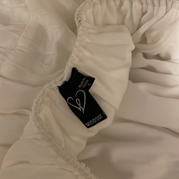 White Windsor Dress - Picture 5 of 5